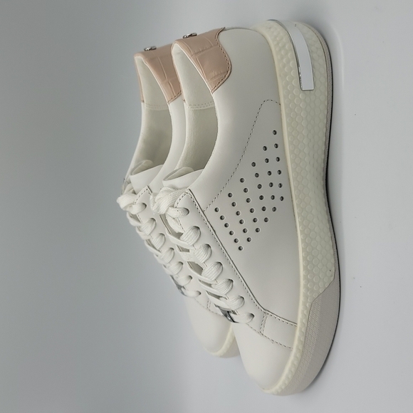 Michael Kors Codie lace up sneakers womens size 7.5 - Picture 1 of 9
